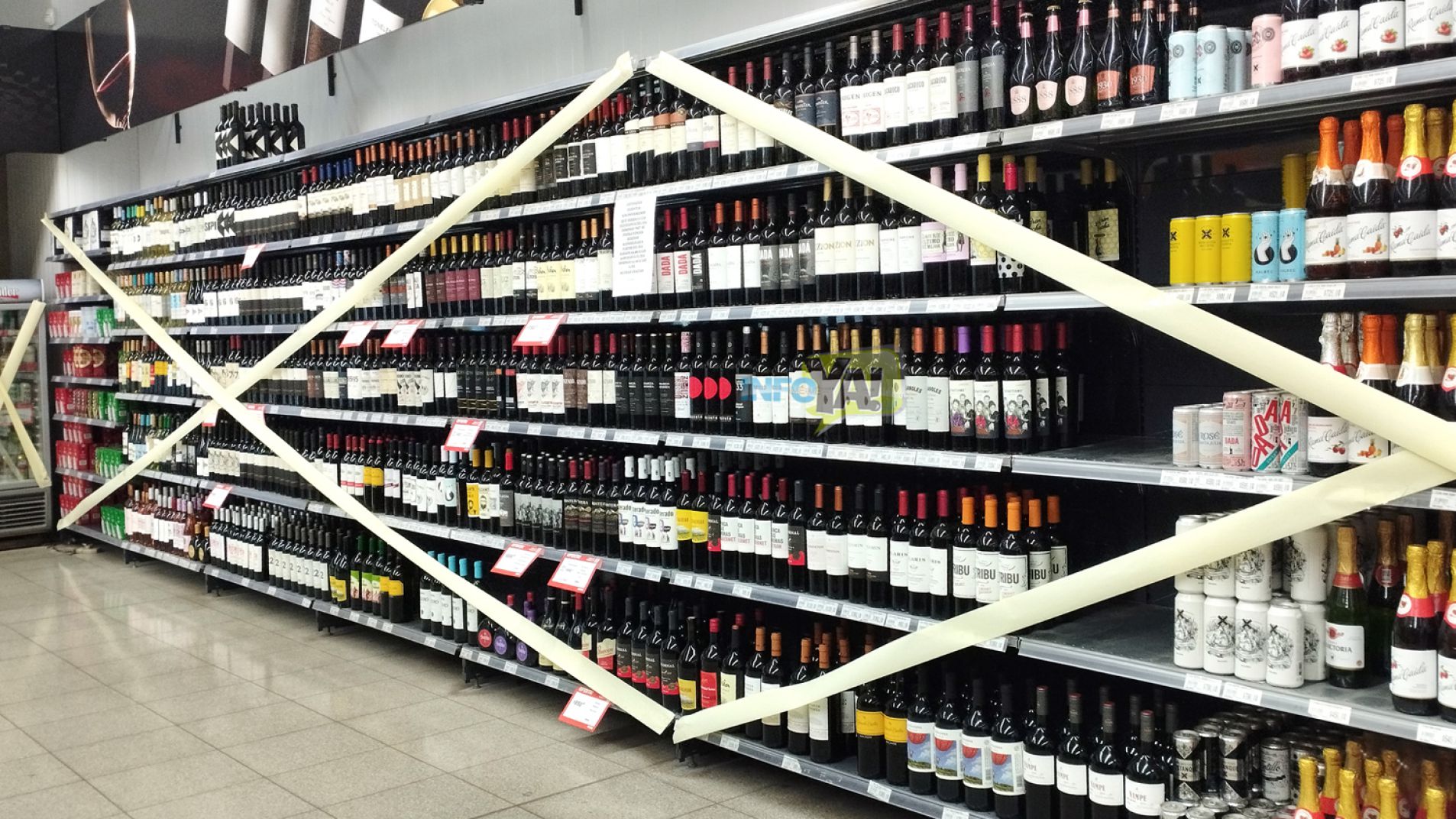 La veda de alcohol rige a partir de las 20 de este sábado.